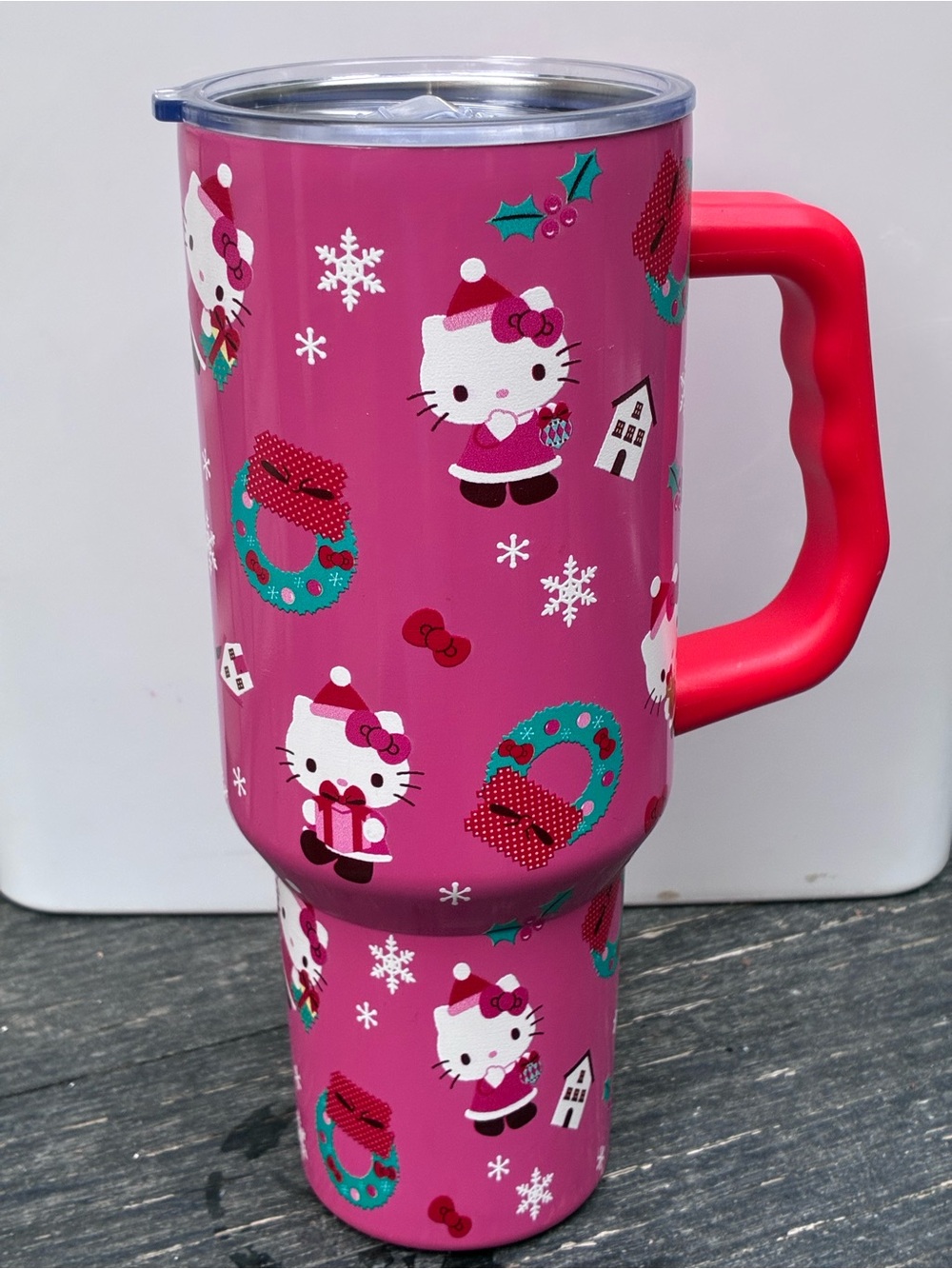 🎀 HELLO KITTY CHRISTMAS TUMBLER 🎄✨ | NWT | Handle